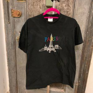 Large Vintage black embroidered Paris T-shirt rainbow Paris Eiffel Tower Tourist